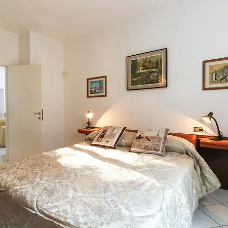 Διαμέρισμα A Terrace For Daydreaming Near Como *