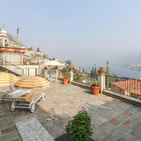 Διαμέρισμα A Terrace For Daydreaming Near Como Moltrasio