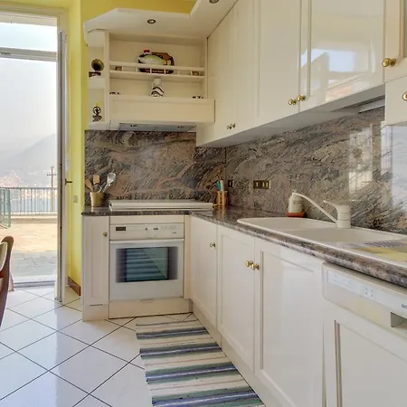 Appartement A Terrace For Daydreaming Near Como