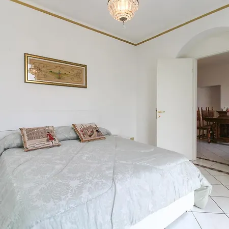 A Terrace For Daydreaming Near Como Appartement *